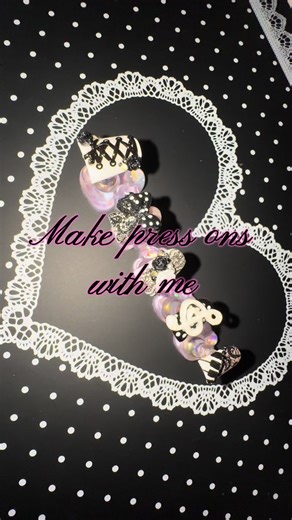 Gothic Lolita Duck Nails Tutorial for Beginners