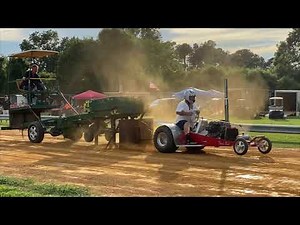 Modified Garden Tractors And V8 Mini Pullers