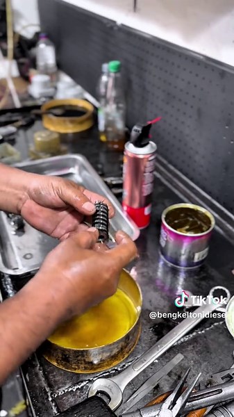 Service Injection Pump PS120 at Bengkel Toni Diesel