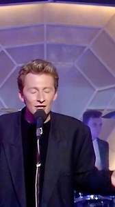 🇬🇧Today we remember Colin Vearncombe, famously known as Black, the brilliant artist behind the timeless hit “Wonderful Life”! 🌟 Today, we celebrate not just his extraordinary musical talent but also the way his lyrics and melodies have touched our hearts and inspired countless fans around the world. Have a listen and enjoy your spring bank holiday weekend. 🎶✨ #wonderful #life #hitsong | Liszt Institute London / Liszt Intézet London