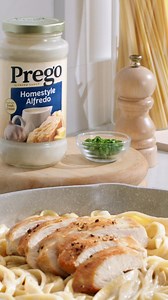 Nothing beats the rich & creamy goodness of Prego Alfredo Sauce. If you know, you Prego. | Prego