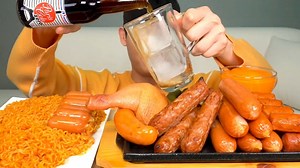 30K views · 867 reactions | Spicy Noodles With kielbasa Sausage Smoked Chicken Leg MukBang! #asmr #mukbang #bonggil #delicious #mukbang | Mukbang.food | Facebook
