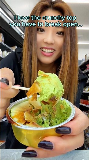 This 24 hour ice cream shop in Korea has ZERO staff…#food #eating #mukbang #korea #icecream