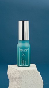The power of youthful-looking skin, now in a bottle 💧 Our Artistry Skin Nutrition Correcting Serum helps restore your skin’s natural resilience while correcting signs of aging 😍 Smooth, creamy and rich, what’s not to love? 💙 #DefyingSerum #CorrectingSerum #ArtistrySkinNutrition #ArtistryBeauty | Artistry Europe