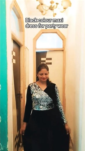 black colour maxi dress for party wear 😊❤️❤️