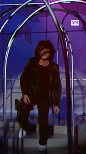 813K views · 32K reactions | Il y a 40 ans, Daniel Balavoine disparaissait. En 1979, il interprétait "Le chanteur" sur notre plateau. | Les archives de la RTS | Facebook