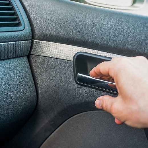 Here’s How to Unlock Your Electronic Car Door After a Crash—It Could Save Your Life
