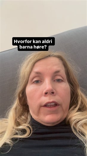 Siri Sjøgren Selmer on Instagram: "Jeg skjønner ikke hvorfor barna aldri bare kan høre når vi sier noe. Det kan være noe så enkelt som - kan du skru ned lyden på TV. Nei- det må bli en diskusjon. Alltid og om alt. Dette gjelder alle dager hele året. Hjelper ingenting om jeg ønsker meg på morsdagen eller bursdagen eller til jul at vi ikke skal krangle eller at de skal høre… 😅😂😂 jaja trøsten er: sunne barn svarer🤪 men vet ikke om det trøster så fælt … jo da, nei da, jo da …"