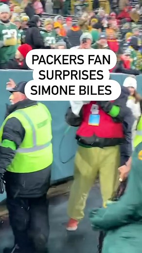 An incredible surprise for Simone Biles from this Packers fan! #simonebiles #parisolympics #goat #packers #nfl