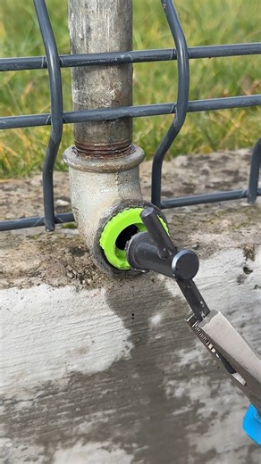 DIY plumbing hack: remove a plastic faucet easily | Genius Club