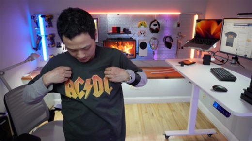 Watch AC/DC T-Shirt Review on Amazon Live