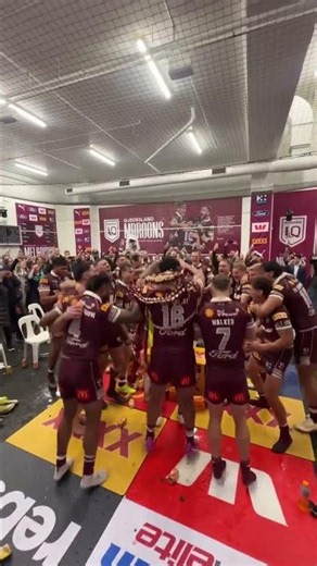 🗣️ Sing it loud for your Maroons fans! #nrl #stateoforigin #origin