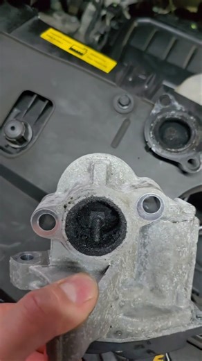 vivaro /trafic , EGR flow issue ... #diagnostictroublecode #repair #mechanic