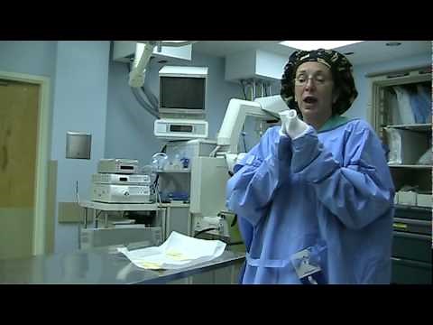 Self Gowning Technique [Tulane Medicine]