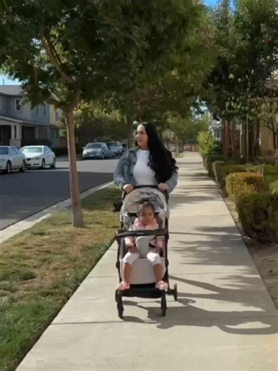With favorite on-the-go toddler stroller — Mompush Lithe V2✨ Sunny walks are even better with little ones Lightweight, easy to fold, and perfect for everyday outings. #momsoftiktok#MomLife#SunnyDays#BabyGear#FamilyWalk#outdoorkids#Mompush#MompushLitheV2