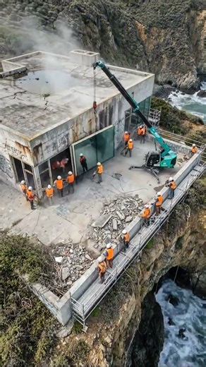 Extreme Engineering: Restoring a Cracking Structure Over a Deadly Drop #ExtremeConstruction
