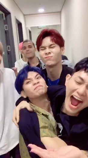 Indonesian, Indian, Taiwanese, Vietnamese, Japanese, Thai, Filipino #Z_Stars #Z_Girls #Z_Boys#ZPOP_Dream #GalaxZ#HollaHolla #StreetsofGold