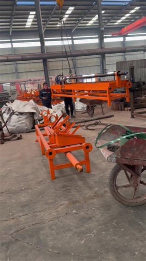 concrete pump pipes and spare parts for Putzmeister,Sany,Zoomlion,XCMG,HOLD,Kyokuto and etc concrete pump whatsapp/wechat: 8618675745678 email: admin@cnpumpparts.com website:www.cnpumpparts.com #concretepumpparts #Putzmeisterconcretepumpparts #Schwingconcretepump #concretepumpingtruck 生产销售混凝土泵车配件，各种手动 电动 液压布料机，输送直管弯管，三一 中联 徐工 大象 施维英CIFA SERMAC等各种品牌泵车搅拌系统配件，液压系统配件，大型仓储，一件代发，品质保证，售后无忧！ 电话/微信：008618675745678