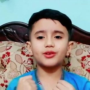 Bacho ko mushakat ka maza laynay dan zindagi asaan hojayage onki . | Muhammad Hasnain
