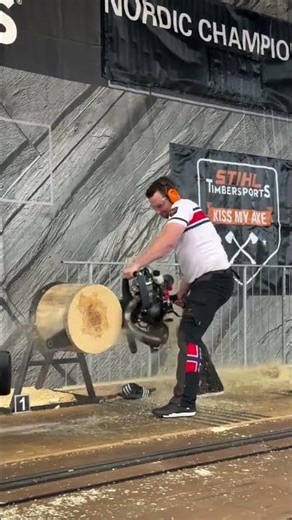 Insane Power! 🪚 Hot Saw Competition Sport#Timbersports#HotSaw#Lumberjack#STIHL#ExtremeSports