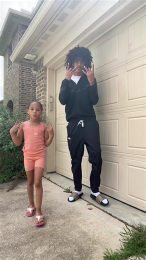 she too smooth wit it😂 #fyp #littlesister #dancetrend | tiktok dances to learn 2026
