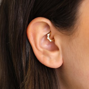 Flower Daith Hoop Earring, 18k Gold Plated Sterling Silver, Conch Hoop - Etsy