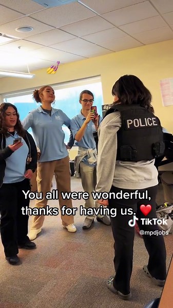 High School Behavioral Science Course with Mesa Police