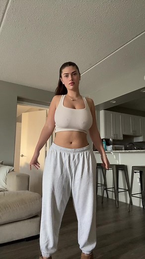 Colleen.333 (@colleen.333)’s videos with original sound - .