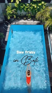 In Bali, every workday is an invitation to escape the ordinary 🌅 Bali is a magical escape where work meets relaxation 🌴 A month surrounded by vibrant green rice terraces, temples that whisper tales of tradition, and friendly locals who make you feel at home. After your work hours, this island offers an array of experiences! Indulge in the local cuisine, bursting with flavors, or experience an evening of rich art and dance. As the sun sets, the island transforms into a calming haven, perfect fo