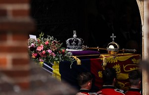 Funérailles de la reine Elizabeth II : Le corps de la reine repose dans la crypte de la chapelle Saint-Georges