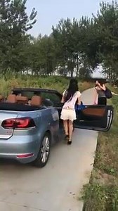 121K views · 258 reactions | Laugh&Share 藍藍藍 | Funny Videos | Facebook