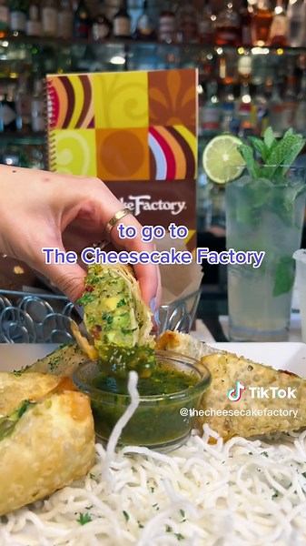 Your Sign to Indulge: Cheesecake Factory Jakarta & 30 Layer Cake