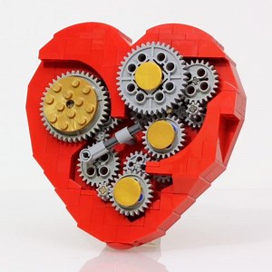 LEGO MOC-4453 Clockwork Heart (Sculptures 2016)