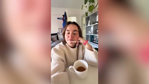 Woman moved to Corfu to escape the "bad" weather - now bills cost €40 a month