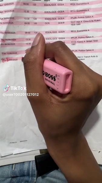 Can’t highlight in a straight line😭