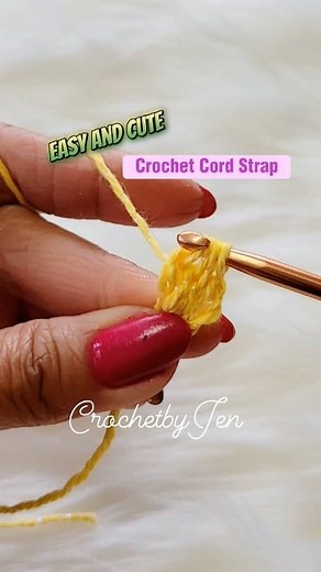 Easy crochet cord strap #crochetbyjen #crochetlove #crochethandmade #crochet #crochetcordstrap | Simply Yarn