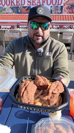 4.4K views · 85 reactions | Checkout the oldest continously-operating fish market in the United States located at the Wharf in Washington, DC. Saludos | South Texas Eats & Treats | Facebook