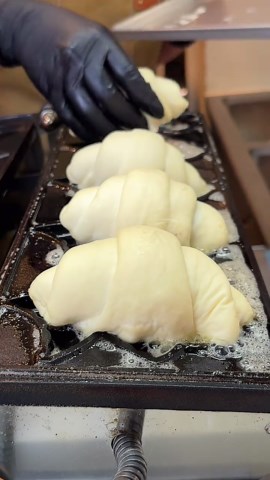 新大久保の塩バターたいやき【soboong】