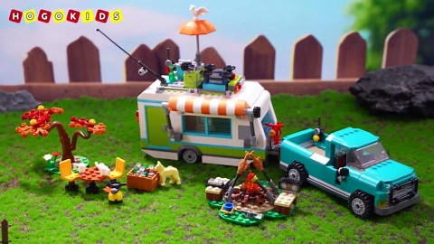 HOGOKIDS City Camper Van Building Set with LED Light - 3-IN-1 Holiday RV Camping Building Toy for Kids 879PCS with Tent BBQ Grill Vehicles Friends Creative Adventure Gift for Boys Girls 6-12 Years Old