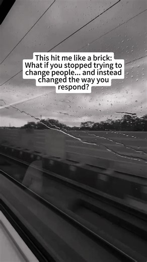 If you are trying to improve your communication skills, maybe you need this book.📚📚📚📚#booktok #improveyourself #communicationskills #relationships #socialskills