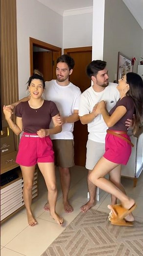 Testando se os gêmeos nos reconhecem 😂😂 #vocal #unicorn #eurovision #singer #live #twins #casal