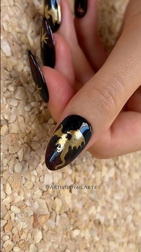 🐉 Fourth Wing Dragon Nail Art 🔥✨ | Gold Chrome Dragons & Fiery Blooming Gel Nails
