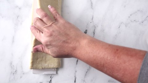 Air Fryer Bacon and Cheese Breakfast Pinwheels