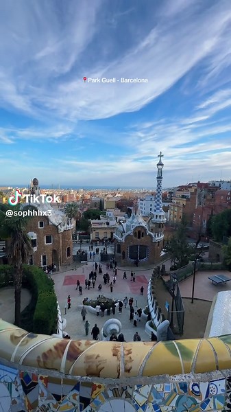 the best viewing spot in Barcelona with stunning views overlooking the city - Park Guell. Save this for your next trip 🇪🇸🏰 #fyp #barcelona #parkguell #barcelonathingstodo #views