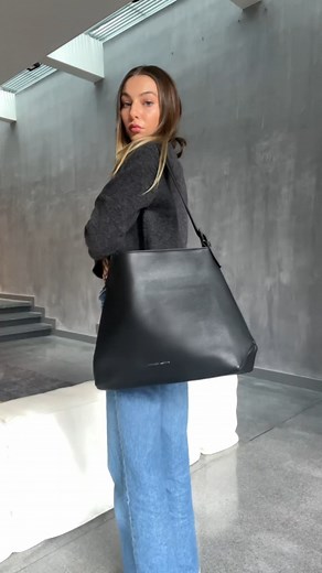 Black or Tan?⁠ ⁠ [ Forget About It Bag ]⁠ ⁠ #workbags #tote #leatherbag #statusanxiety | Status Anxiety.