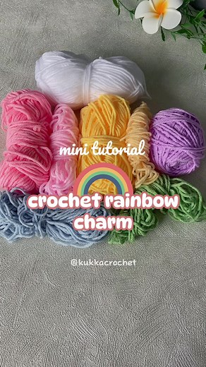 easy and cute yarn scrap project, rainbow charm 🌈 (ib: @Handmade không khó), happy crocheting 🥰🧶 #crochet #crochetersoftiktok #crochettutorial #crochetpattern #crochettok #crochetrainbow