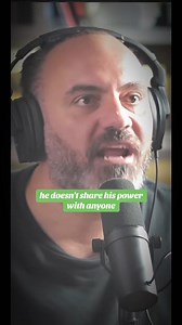 "This is why I left Christianity and chose Islam " Logical answer 👌🏻 | Ask A Muslim