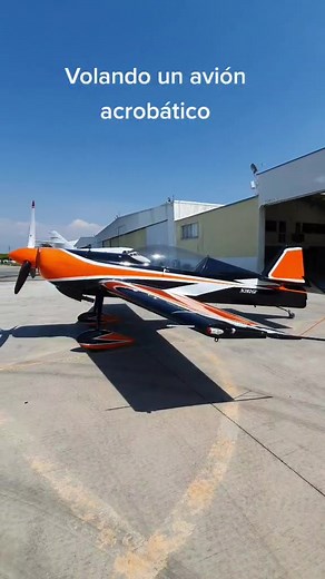 Giles G-202 🚀 #acrobatic #avgeek #aviacion @hugoesnaurrizar