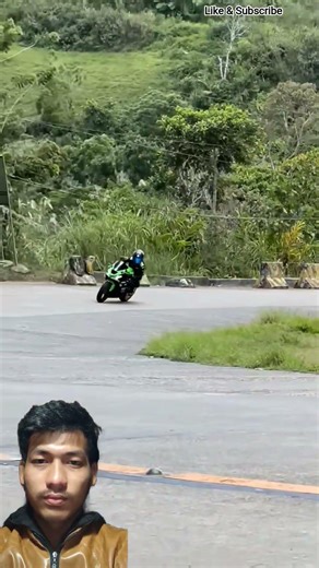 Kawasaki Ninja Zx6R Austin Raching Flyby Sound 🔊💥 #motorcycle #zx6r #kawasakilovers