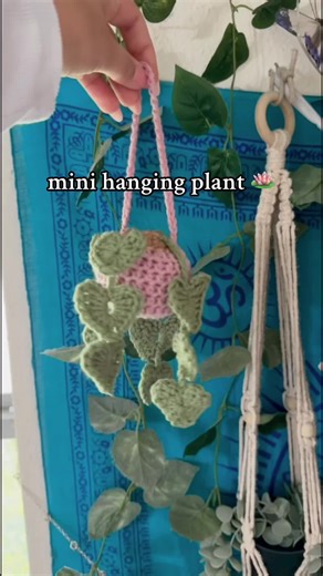 i love making these mini hanging plants right now! they work up so fast and are the perfect size for hanging in your car 🫶 vine tutorial is from @stitchandflick but i modified it slightly 🌿💓 #crochet #crochethangingplant #crochetplants #crochettutorial #crochettutorial #letsyarnoverover #crochetaddiction #crochethack#crochetersoftiktok #crochet #crochetwearables #crochetclothes #fyp #crochettips #tips #helpfultips #handmadeclothes #viral #crochethat #yarn #yarntok #crochettiktok #crochettok #